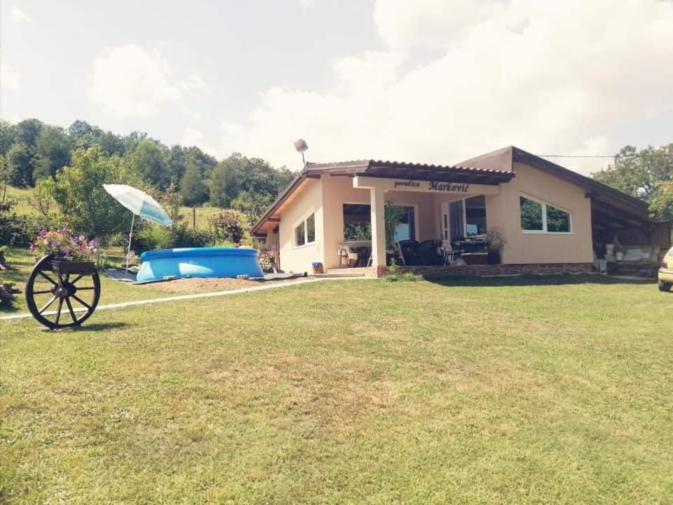 "Porodica Markovic" Borsko Jezero Beljevina Exterior photo